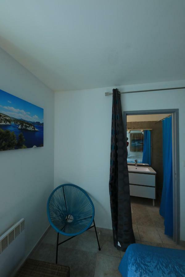 Les Lavandes De Severine Apartment *